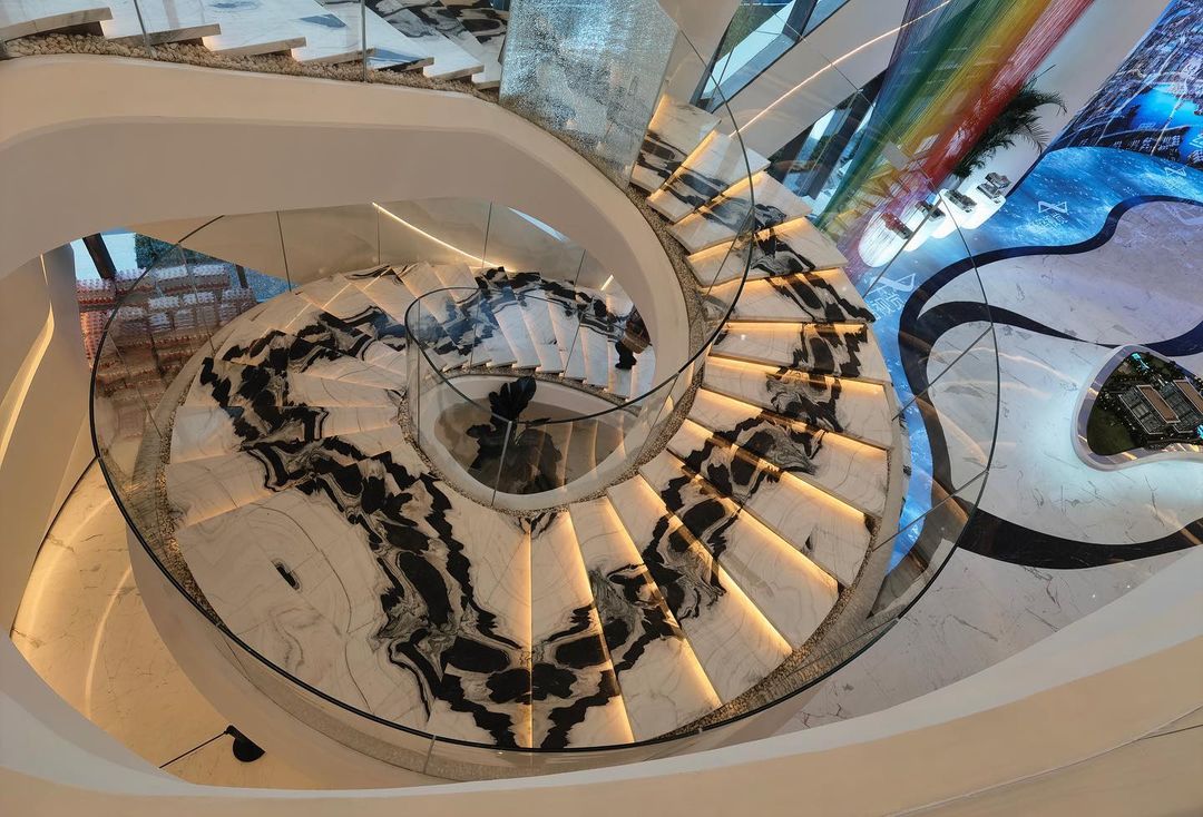 Panda White Marble mall
