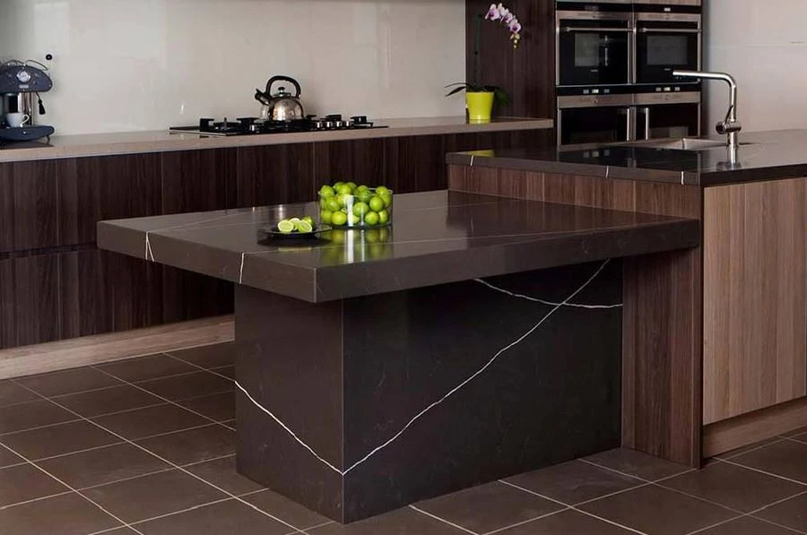 Pietra grey quartz worktop 