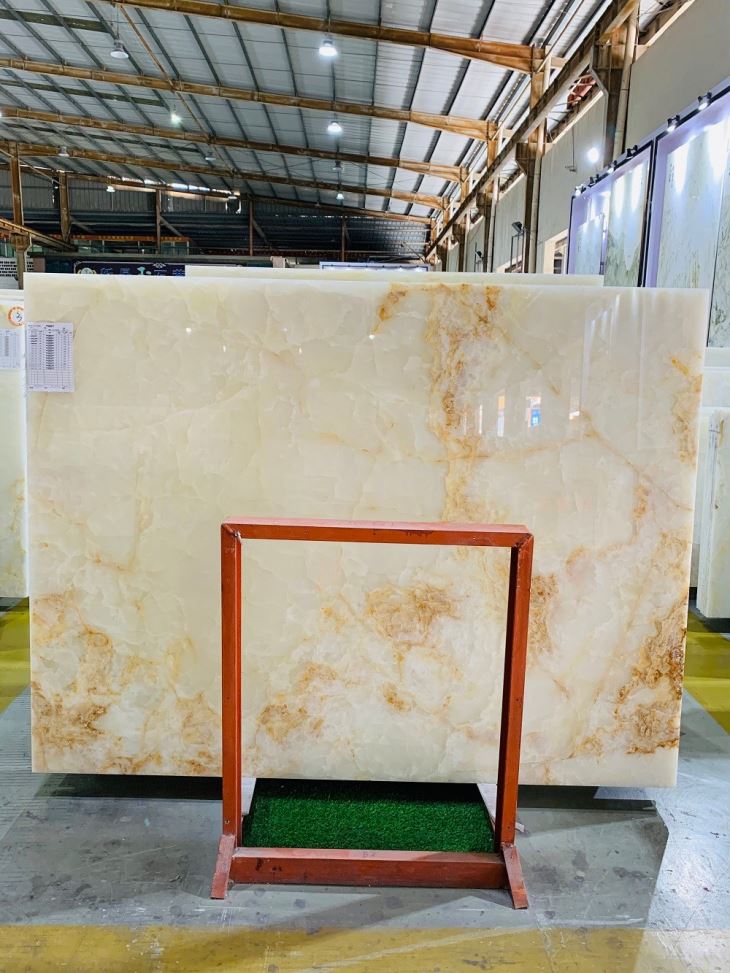 White Marble Onyx Slab